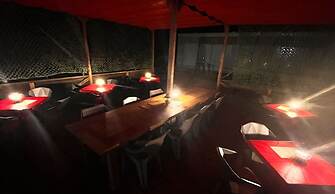 Yonaguni-mumbu Airport Hotel