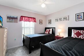 4 Bed Located in Davenport Only Minutes to Disney