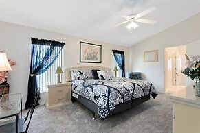 4 Bed Located in Davenport Only Minutes to Disney