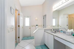 4 Bed Located in Davenport Only Minutes to Disney