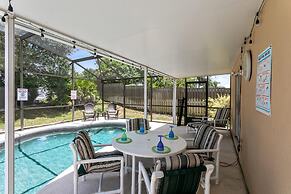 4 Bed Located in Davenport Only Minutes to Disney