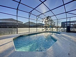 5 Bed South Facing Pool Close to Disney