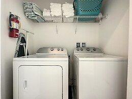 5 Bed South Facing Pool Close to Disney