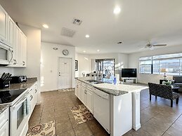 5 Bed South Facing Pool Close to Disney