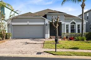 Beautiful 4 Bedroom 3 Bathroom Pool spa Villa