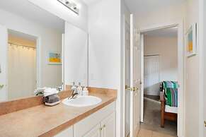 Beautiful 4 Bedroom 3 Bathroom Pool spa Villa