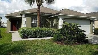 4 Bed 3 Bath in a Gated Community With Pool