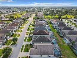 Beautiful Windsor Palms 4 Bed South Facing Pool