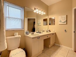 Beautiful Windsor Palms 4 Bed South Facing Pool