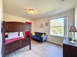 Lovely 3 bed Condo Near Disney Quiet Community