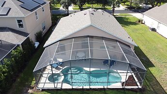 Emerald Island 4 bed Mins to Disney