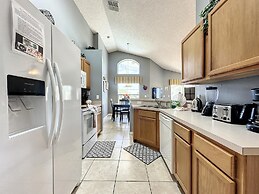 Emerald Island 4 bed Mins to Disney