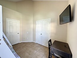 Luxury 6BD 3 5BA Pool Home in Windsor Palms Resort