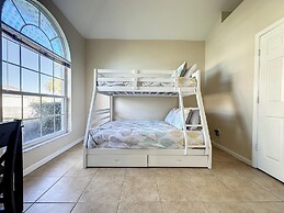 Luxury 6BD 3 5BA Pool Home in Windsor Palms Resort