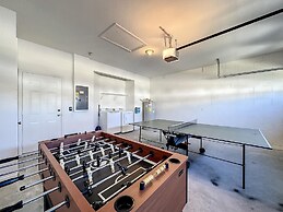 Luxury 6BD 3 5BA Pool Home in Windsor Palms Resort