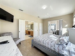 Luxury 6BD 3 5BA Pool Home in Windsor Palms Resort