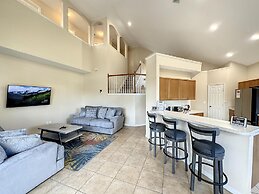 Luxury 6BD 3 5BA Pool Home in Windsor Palms Resort