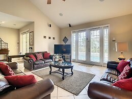 Fantastic 7 Bed 6 Bath in Prestigious Gated Comm