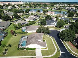 Fantastic 7 Bed 6 Bath in Prestigious Gated Comm