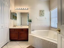 Fantastic 7 Bed 6 Bath in Prestigious Gated Comm