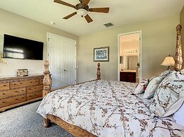 Fantastic 7 Bed 6 Bath in Prestigious Gated Comm