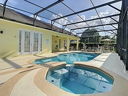 Fantastic 7 Bed 6 Bath in Prestigious Gated Comm