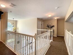 Fantastic 7 Bed 6 Bath in Prestigious Gated Comm