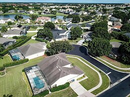 Fantastic 7 Bed 6 Bath in Prestigious Gated Comm