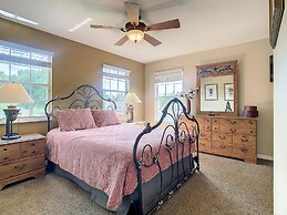 Fantastic 7 Bed 6 Bath in Prestigious Gated Comm