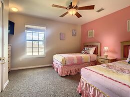 Fantastic 7 Bed 6 Bath in Prestigious Gated Comm