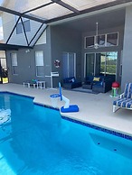 Amazing 6 Bed Disney Dream Getaway in Windsor Palm