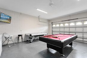 Amazing 6 Bed Disney Dream Getaway in Windsor Palm