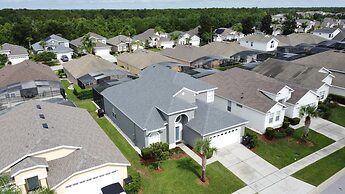 Amazing 6 Bed Disney Dream Getaway in Windsor Palm