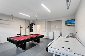 Amazing 6 Bed Disney Dream Getaway in Windsor Palm