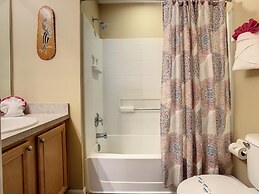 Emerald Island Resort 4 bed 3 Bath With Pool spa