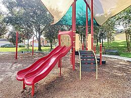 Emerald Island Resort 4 bed 3 Bath With Pool spa