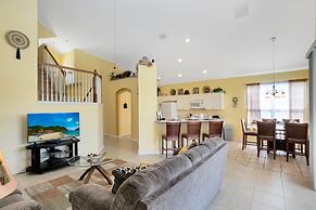 Fantastic Resort 5BR House - South Facing Pool Spa