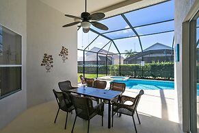 Fantastic Resort 5BR House - South Facing Pool Spa