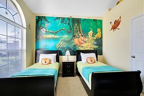 Fantastic Resort 5BR House - South Facing Pool Spa