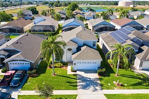 Fantastic Resort 5BR House - South Facing Pool Spa