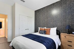 Windsor Palms 3 bed Condo in Gated Resort