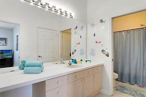 Windsor Palms 3 bed Condo in Gated Resort