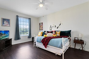 Windsor Palms 3 bed Condo in Gated Resort