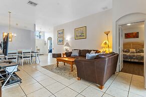 3Br 2Ba Private Pool Villa Just Steps Away From