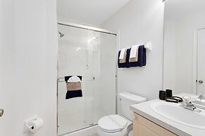 4 Bedroom 3 Bath South Facing Pool Spa Villa