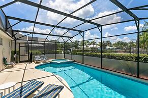 4 Bedroom 3 Bath South Facing Pool Spa Villa