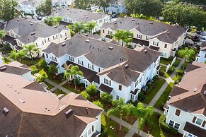 Lucaya Village Resort - 4 Bed 3 Bath Townhouse