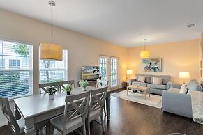 Lucaya Village Resort - 4 Bed 3 Bath Townhouse