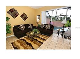 3 Bedroom 3 Bath Townhouse in Gate Resort