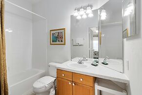 Amazing Resort 2 bed Condo Close to Disney